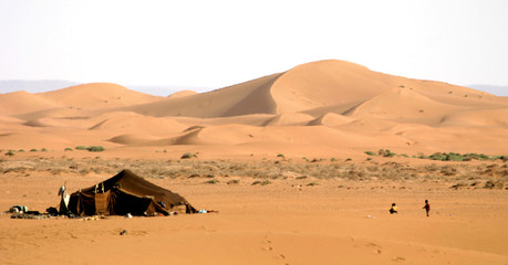 tente dans le désert - 2158197