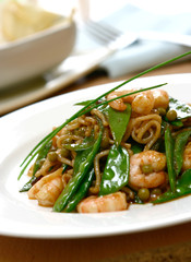 a plate of prawn noodles