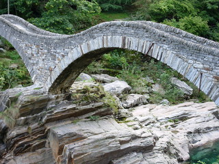br&uuml;cke verzasca tal
