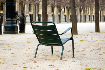 chaise jardin public