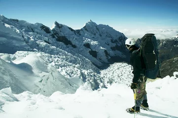 Papier Peint photo Alpamayo climber on the glacier