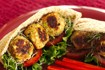 falafel sandwich