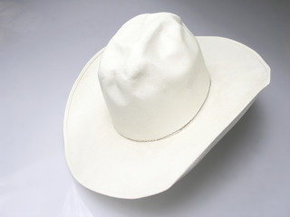 cappello bianco