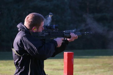 sa 80 assault rifle