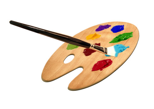 k&uuml;nstlerpalette mit ein malpinsel und verschiedenen &ouml;lfarben isoliert auf wei&szlig;em hintergrund