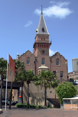 Fototapeta na wymiar murowany kościół w Sydney