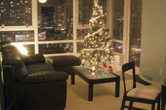 family room at christmas