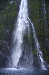 Fototapeta premium milford sound waterfall