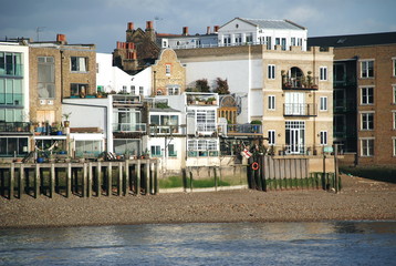 houses on the thames river © geewhiz