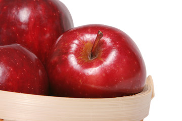 red apples