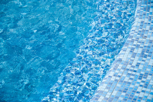 blue pool background 5