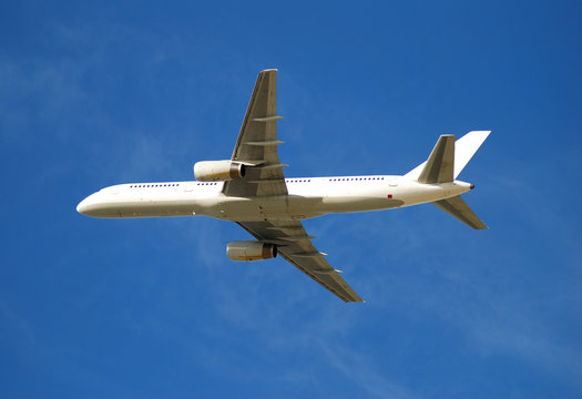 boeing 757 jet in white color