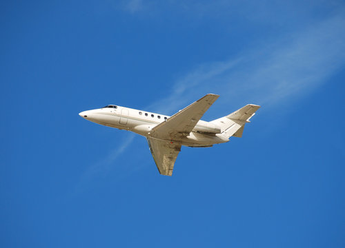 light jet airplane for corporate travel