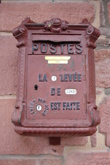 boîtes aux lettres (la poste française)