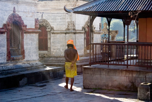 holy hindu sadhu