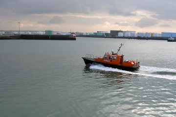 bateau pilote