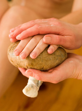 Ayurvedic Oil Hand Massage