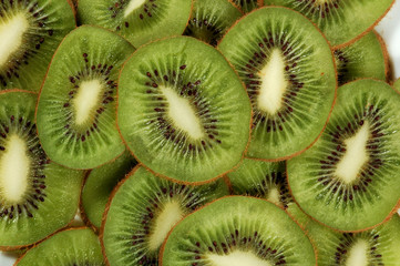  green background slices kiwi
