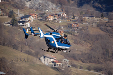 hélicoptère en missions