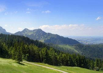 Fototapeta na wymiar wiosna góry hills