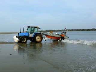 Obraz premium lifeboat launch