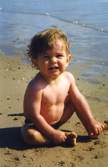 bebe enfant plage