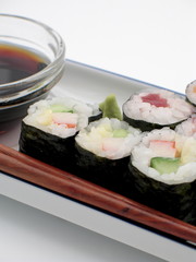 japanische hoso maki sushi