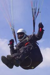 Abwaschbare Fototapete Luftsport Fallschirmjäger
