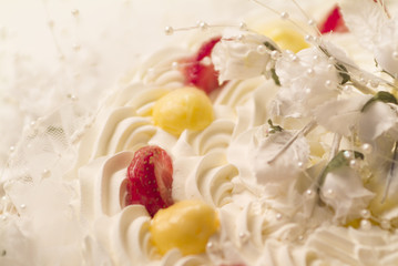 strawberry and cream cake