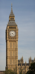 Fototapeta na wymiar Big Ben clock tower w Londynie