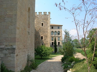 paseo de ronda (2) de poblet