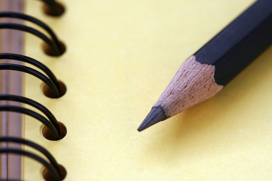 crayon &agrave; papier