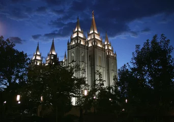 Selbstklebende Fototapete Tempel Salt-Lake-Tempel bei Nacht, Utah, USA