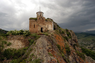 Fototapeta na wymiar orthodox temple of 11 centuries in mountains of caucasus