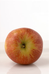 mdg-apple-01