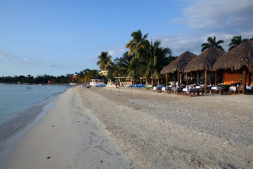 jamaica beach resort