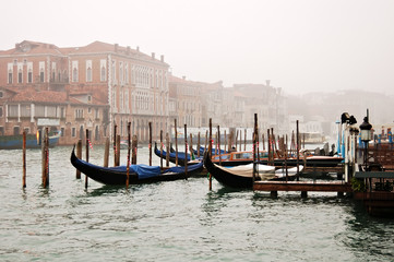 Fototapeta na wymiar Wenecja mgła