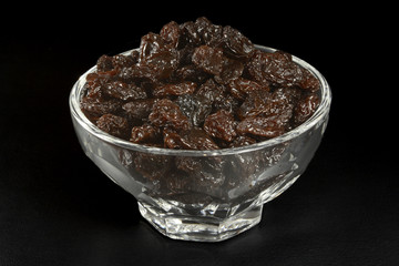 bowl of raisins