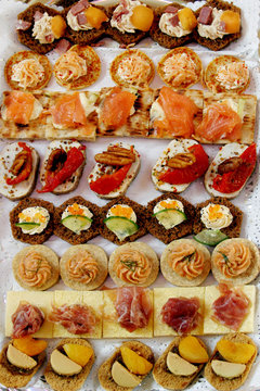 petits fours
