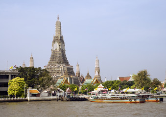 Naklejka premium wat arun
