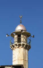 Fototapeta na wymiar View of minaret against clear sky