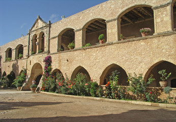 Fototapeta premium le cloître d'arkadi