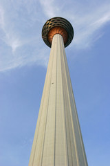 Fototapeta na wymiar tv tower (looking up)