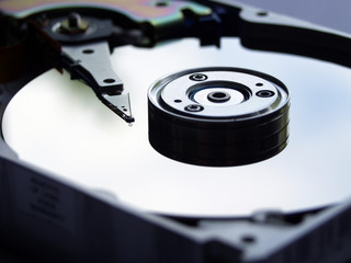 hard disk drive