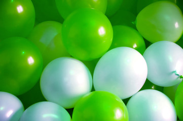 green baloons