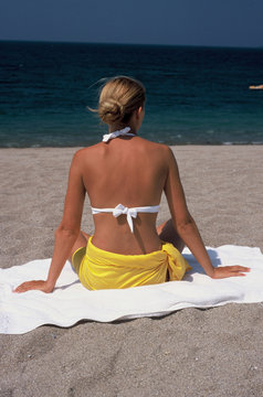 femme plage