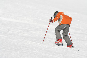 Fototapeta na wymiar boy ski