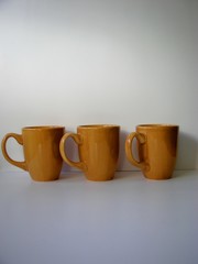 orange mugs