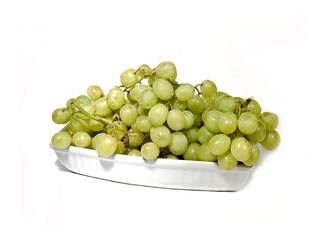 a plate of green grapes