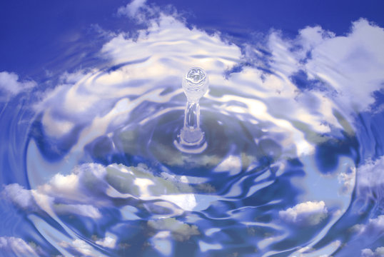 292 Images Photos Et Illustrations Vectorielles Stock Appropriees Sur Le Theme Goutte D Eau Adobe Stock